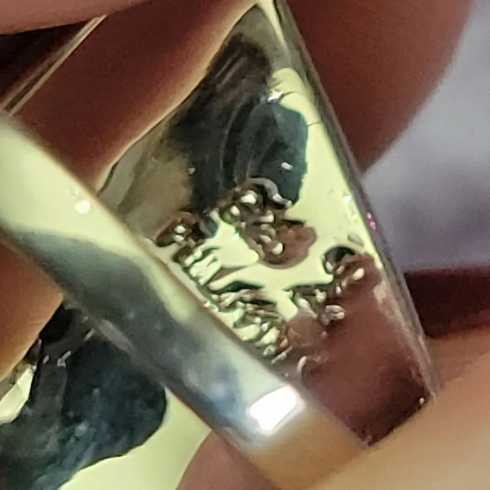 Santa Fe‎ Plum Coral Bypass Ring